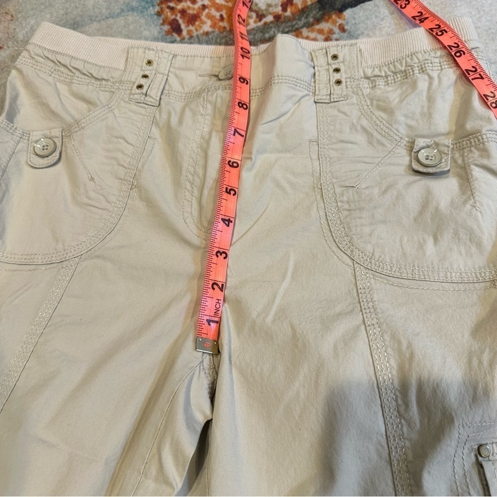 Chico's lightweight utility style mid rise pants light tan cropped capri length - Picture 11 of 15